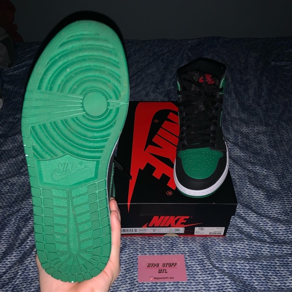 Air Jordan 1 Pine Green - Picture 3 of 3